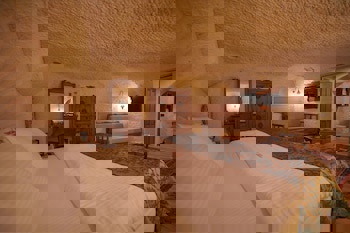 Fairyland Cave Hotel - Special Class