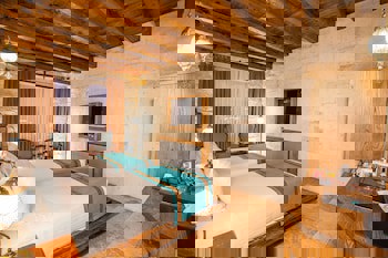 Imperial Cave Suites & Spa