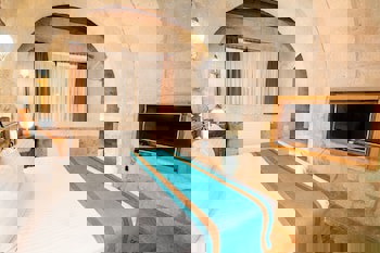 Imperial Cave Suites & Spa