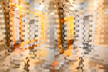 Imperial Cave Suites & Spa