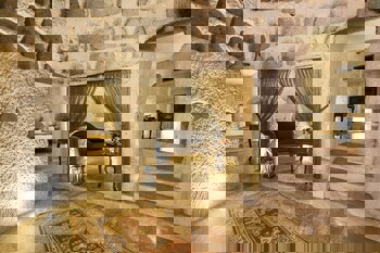 Imperial Cave Suites & Spa