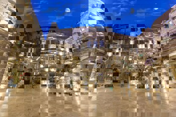 Imperial Cave Suites & Spa