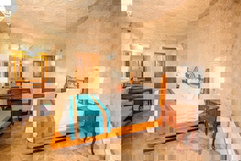 Imperial Cave Suites & Spa