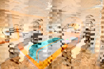 Imperial Cave Suites & Spa