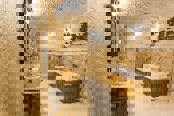 Imperial Cave Suites & Spa