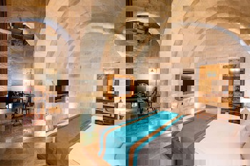 Imperial Cave Suites & Spa