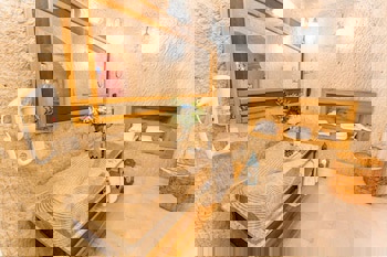 Imperial Cave Suites & Spa