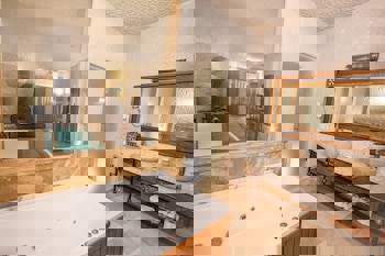 Imperial Cave Suites & Spa