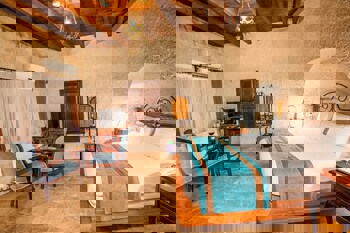 Imperial Cave Suites & Spa