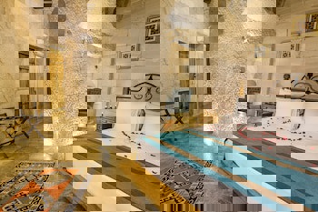 Imperial Cave Suites & Spa