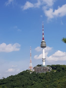 Glad Yeouido
