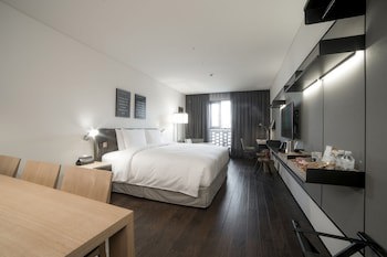 Glad Yeouido