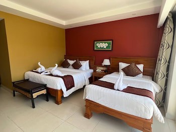 Aristocrat Residence & Hotel