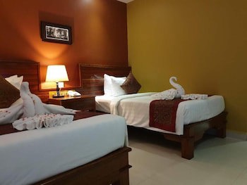 Aristocrat Residence & Hotel