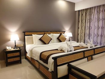 Aristocrat Residence & Hotel