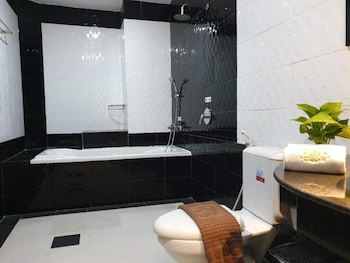 Aristocrat Residence & Hotel