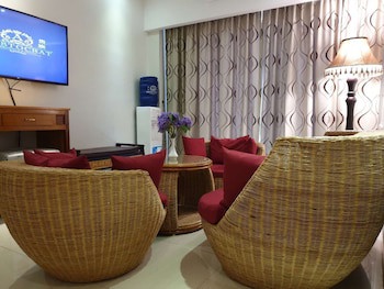 Aristocrat Residence & Hotel