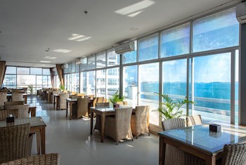 Aristocrat Residence & Hotel