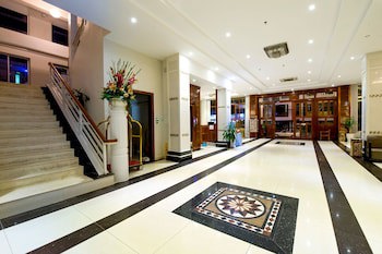 Aristocrat Residence & Hotel
