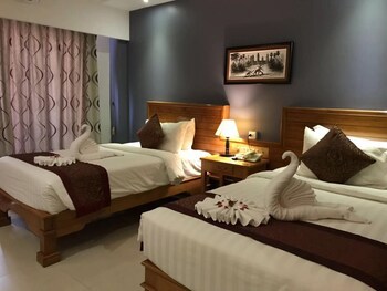 Aristocrat Residence & Hotel