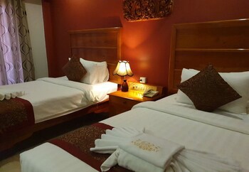 Aristocrat Residence & Hotel