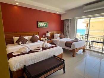Aristocrat Residence & Hotel