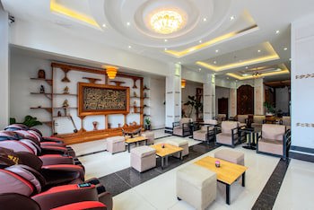 Aristocrat Residence & Hotel
