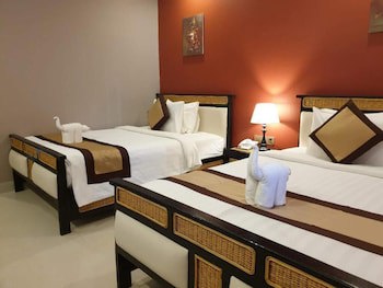 Aristocrat Residence & Hotel