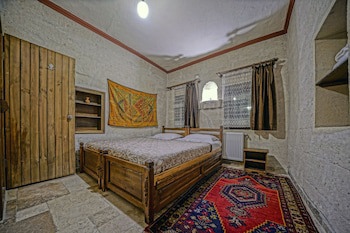 Elysee Cave House