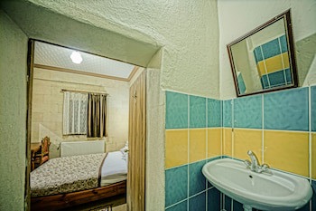 Elysee Cave House