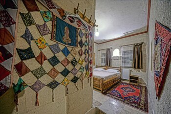 Elysee Cave House