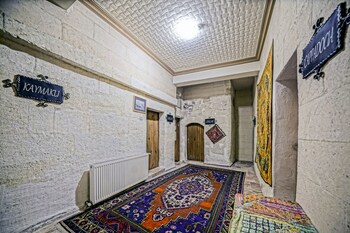 Elysee Cave House