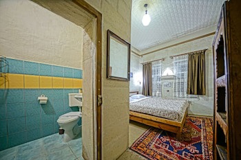 Elysee Cave House