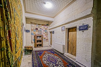 Elysee Cave House