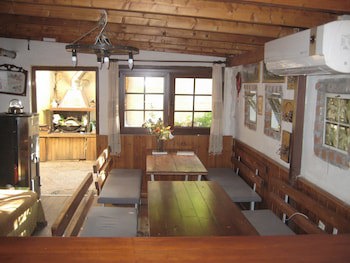 Arabas - Hostel