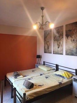 Arabas - Hostel