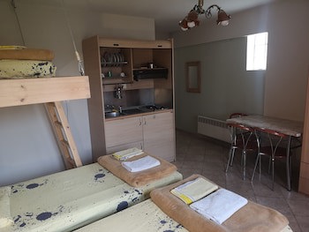 Arabas - Hostel