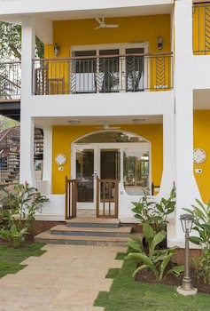 Acron Waterfront Resort