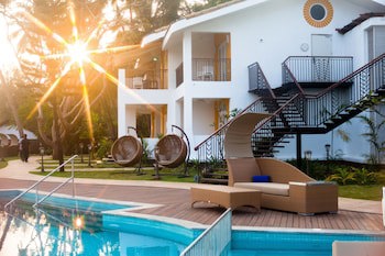 Acron Waterfront Resort