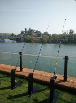 Acron Waterfront Resort
