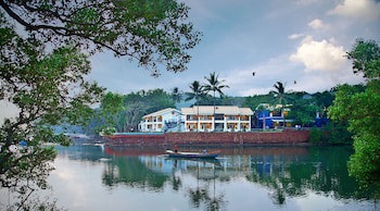 Acron Waterfront Resort