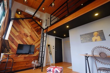 Baker Street Design Inn