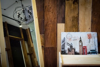 Baker Street Design Inn