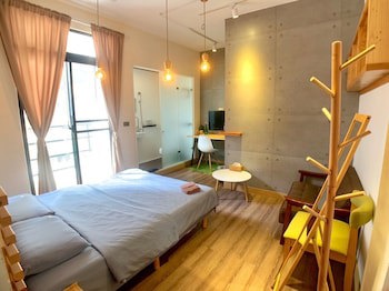 Baker Street Design Inn