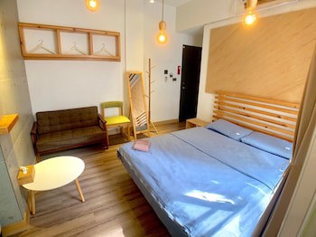 Baker Street Design Inn