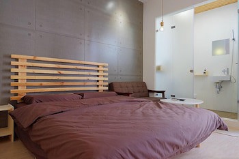 Baker Street Design Inn