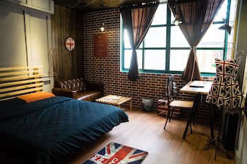 Baker Street Design Inn