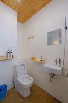Baker Street Design Inn