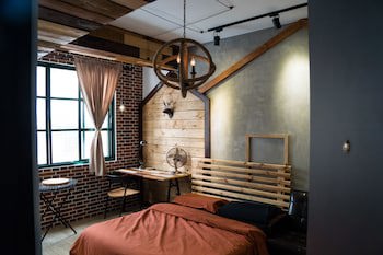 Baker Street Design Inn