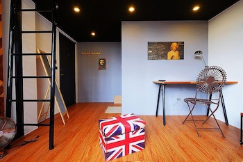 Baker Street Design Inn